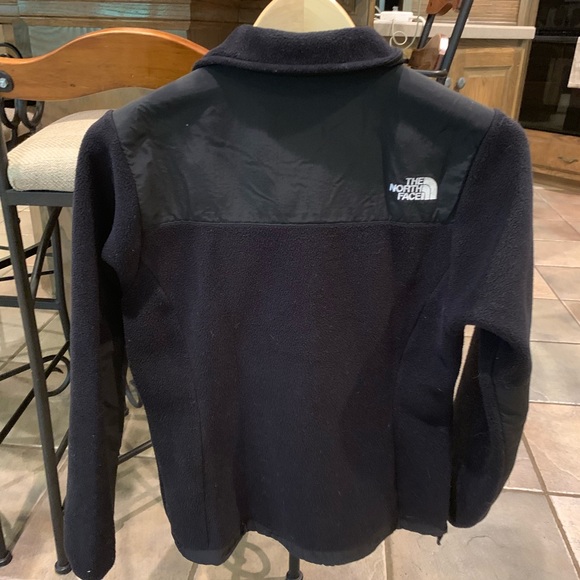 The North Face Black Women’s Denali Jacket - Picture 4 of 4
